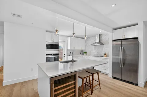 $2,040,000 | 4811 North Flagler Drive, West Palm Beach, FL 33407