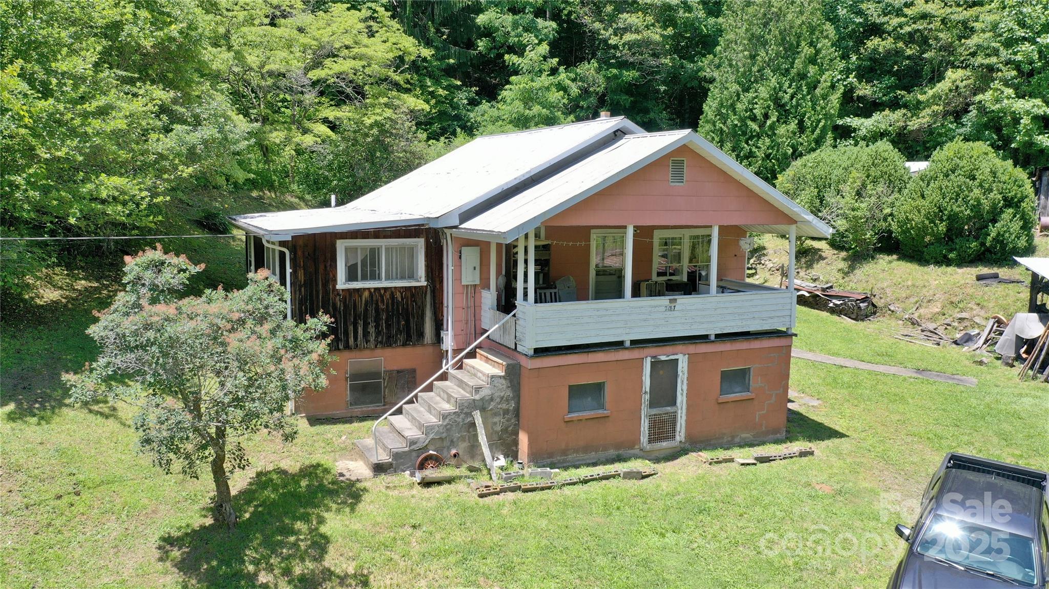 2087 Henry Road Sylva, NC 28779 - Photo 11 of 36