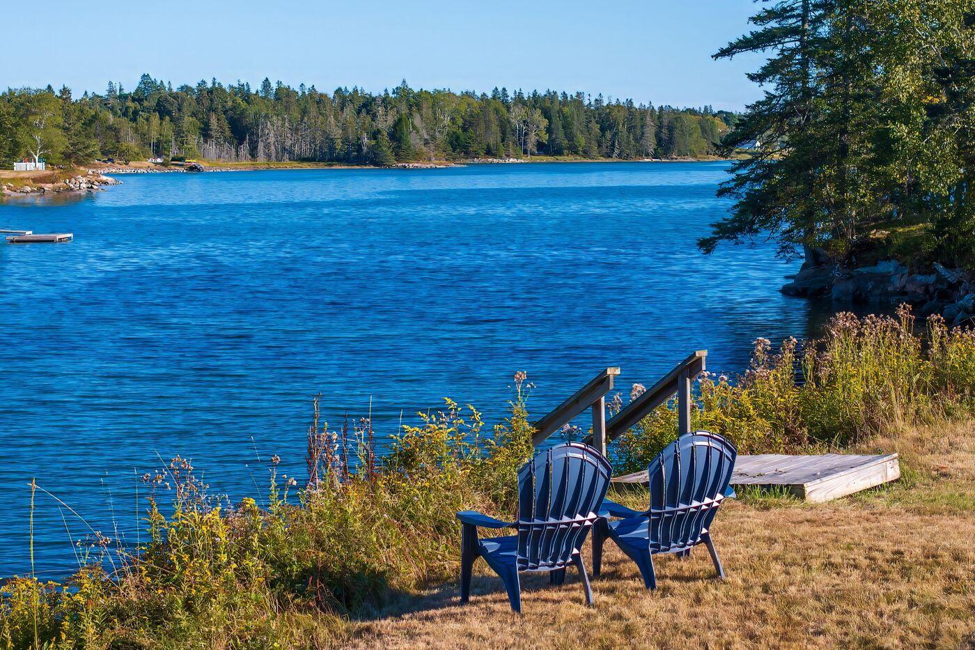 146 Tremont Road Bass Harbor, ME 04653 - Photo 3 of 30