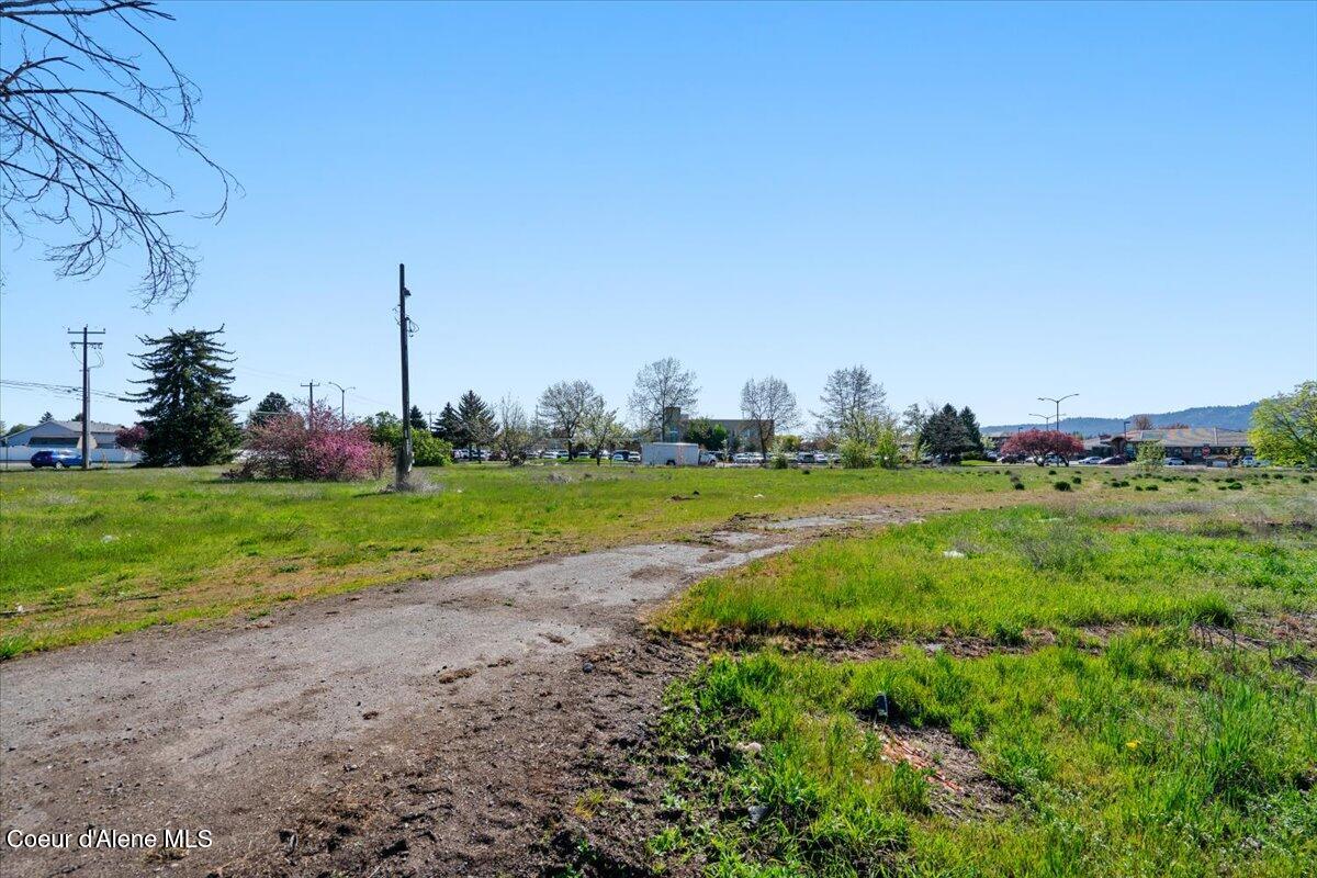 1180 East Mullan Avenue Post Falls, ID 83854 - Photo 16 of 21 11-1180 E Mullan Ave