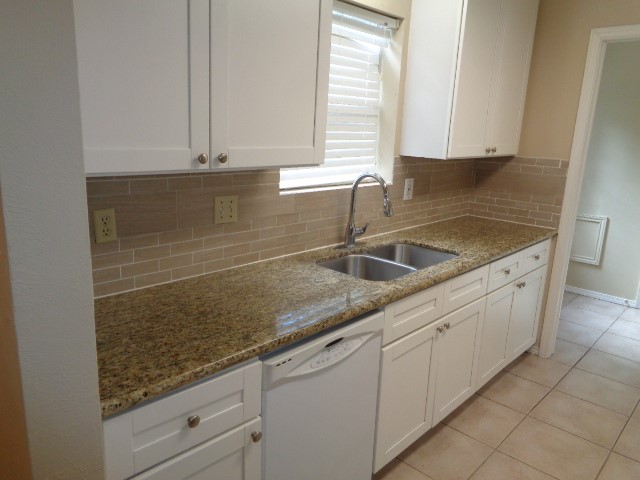 709 Short Mill Run Conroe, TX 77316 - Photo 11 of 23