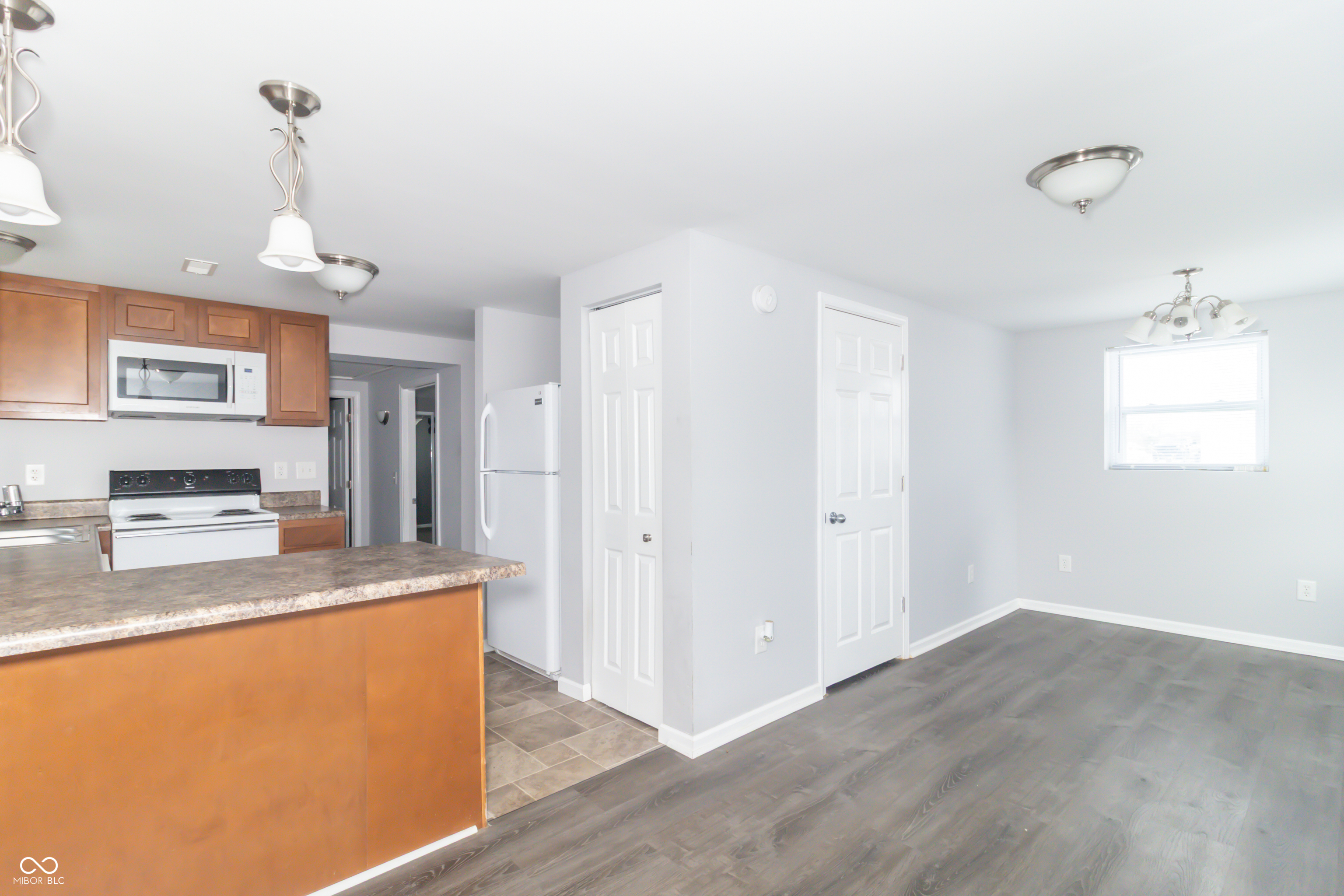 5470 South Main Street Fountaintown, IN 46130 - Photo 5 of 32