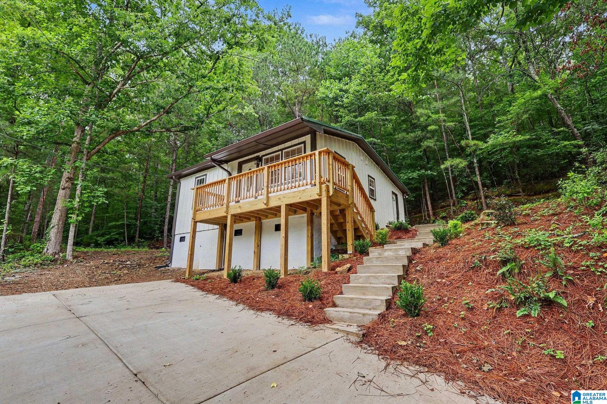 1332 Roulain Road Odenville, AL 35120 - Photo 3 of 20