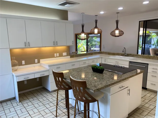 $15,000 | 1029 Koloa Street, Honolulu, HI 96816