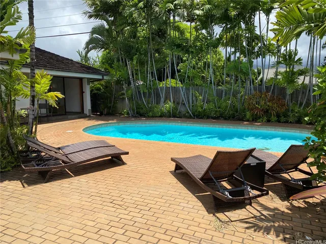 $15,000 | 1029 Koloa Street, Honolulu, HI 96816