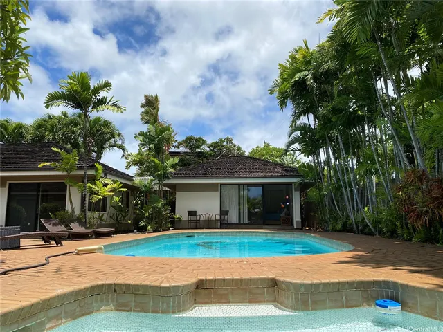$15,000 | 1029 Koloa Street, Honolulu, HI 96816