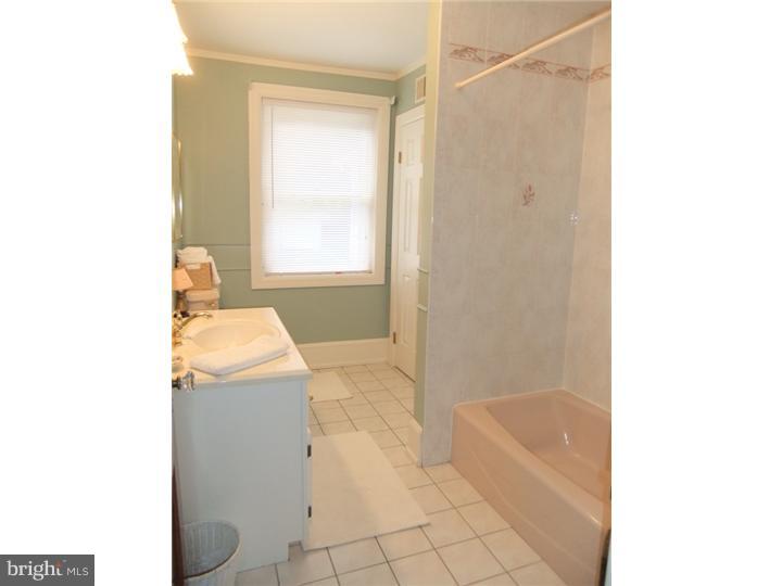 126 Cascade Road Springfield, PA 19064 - Photo 13 of 25