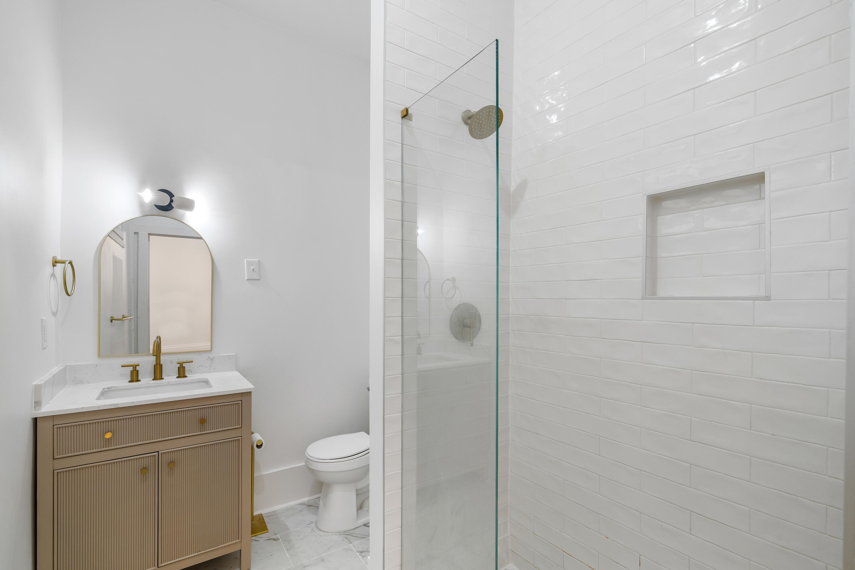 128 Wentworth Street, Unit 1 Charleston, SC 29401 - Photo 18 of 28 128 Wentworth Unit 1-6