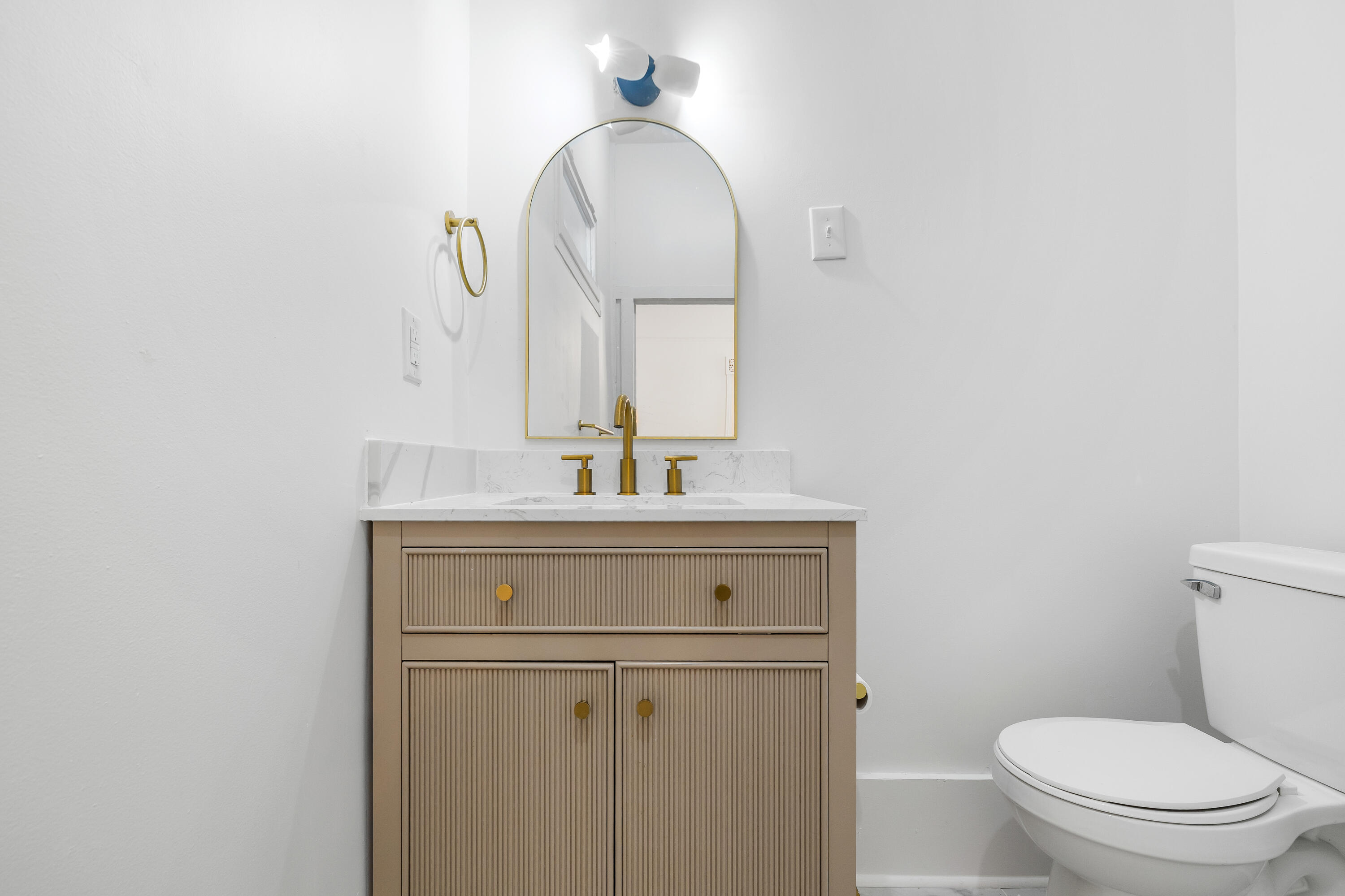 128 Wentworth Street, Unit 1 Charleston, SC 29401 - Photo 19 of 28 128 Wentworth Unit 1-7