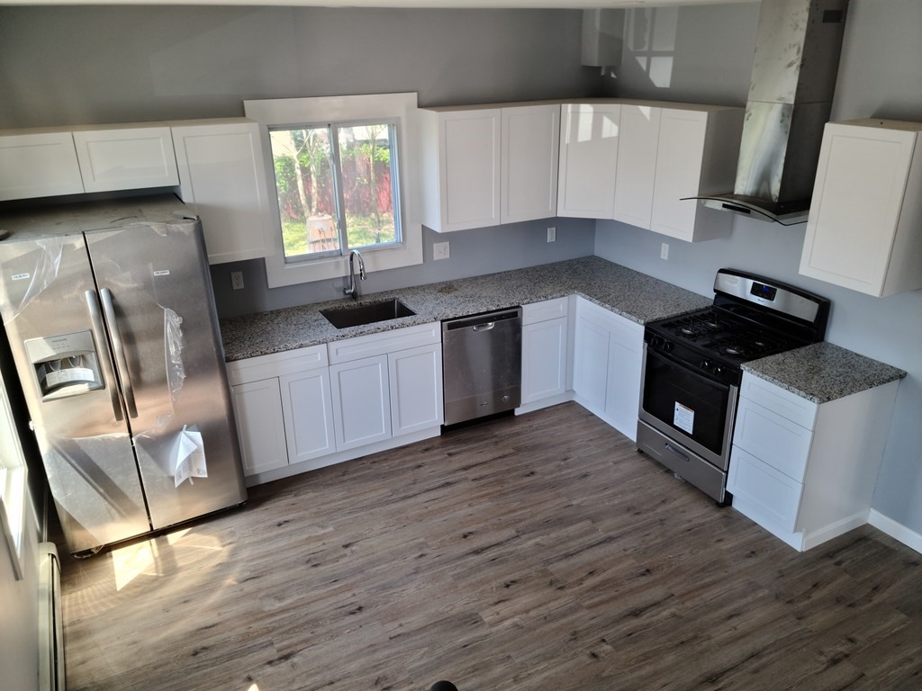 1061 Stafford Road Fall River, MA 02721 - Photo 8 of 15
