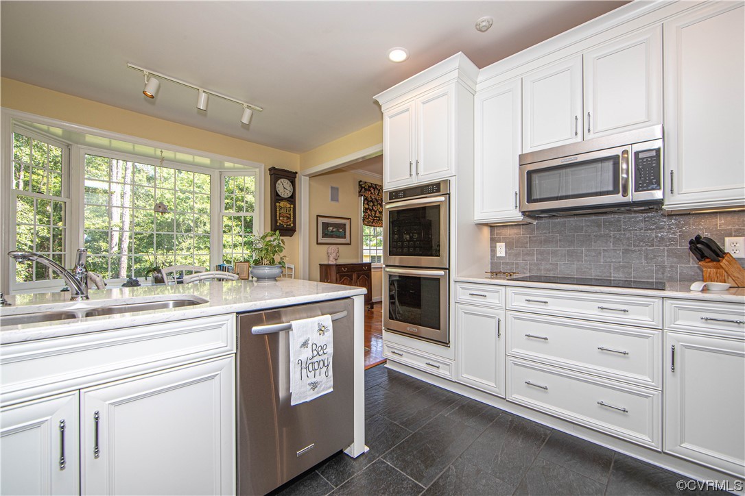 11635 Johnson Road Petersburg, VA 23805 - Photo 14 of 36 Gallery Image 14