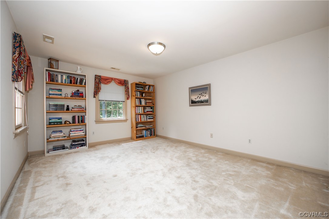 11635 Johnson Road Petersburg, VA 23805 - Photo 26 of 36 Gallery Image 26