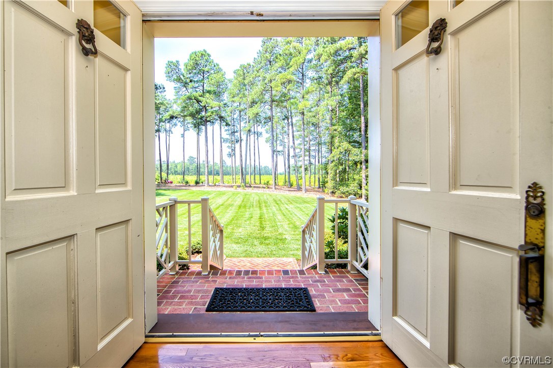 11635 Johnson Road Petersburg, VA 23805 - Photo 3 of 36 Gallery Image 3