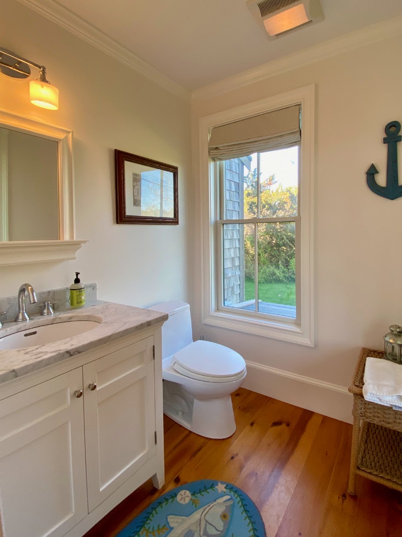 111 Hummock Pond Road Nantucket, MA 02554 - Photo 14 of 36 Gallery Image 14