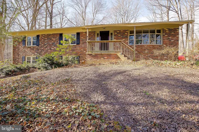 $599,990 | 11130 Dumbarton Drive, Dunkirk, MD 20754