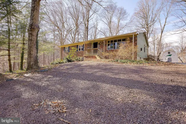 $599,990 | 11130 Dumbarton Drive, Dunkirk, MD 20754