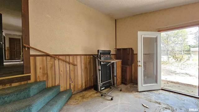 $59,500 | 518 Fife Street, Carrier Mills, IL 62917