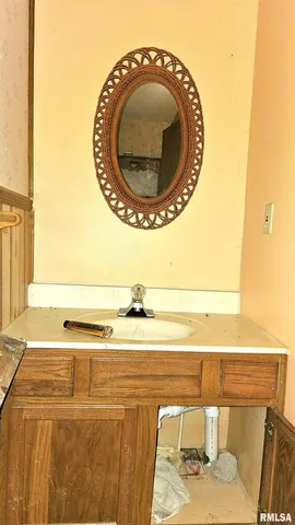 $59,500 | 518 Fife Street, Carrier Mills, IL 62917