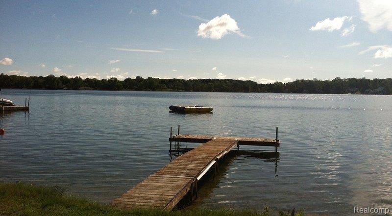 9623 Marshall Road South Lyon, MI 48178 - Photo 22 of 22 IMG_0352.JPG