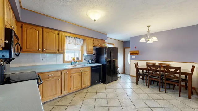 $295,000 | 22 School Street, Lewiston, ME 04240