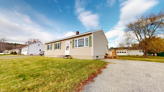 $290,000 | 22 School Street, Lewiston, ME 04240
