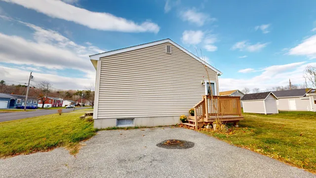 $290,000 | 22 School Street, Lewiston, ME 04240