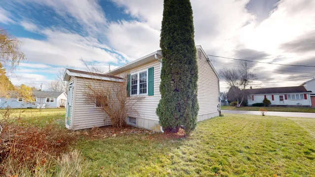 $295,000 | 22 School Street, Lewiston, ME 04240