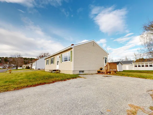 $295,000 | 22 School Street, Lewiston, ME 04240