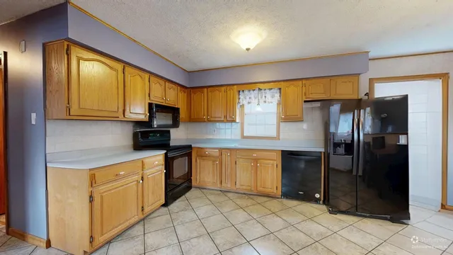 $295,000 | 22 School Street, Lewiston, ME 04240