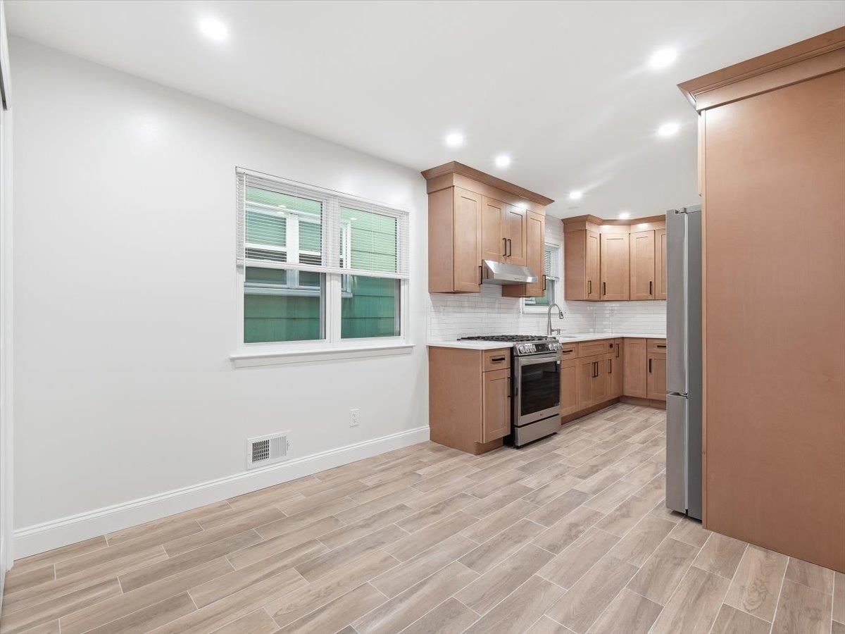 119 Bergen Street, Unit 2 Harrison, NJ 07029 - Photo 6 of 30