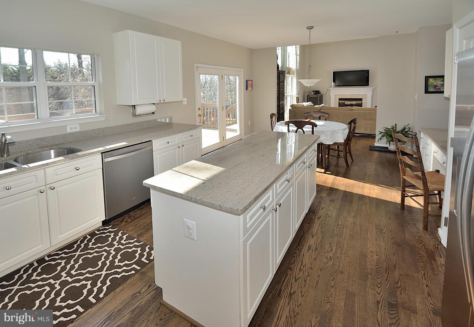 6733 Bulkley Road Lorton, VA 22079 - Photo 8 of 30 Kitchen