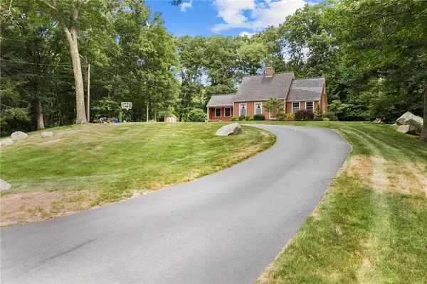 $3,700 | 6 Mary Ann Drive, Exeter, RI 02822