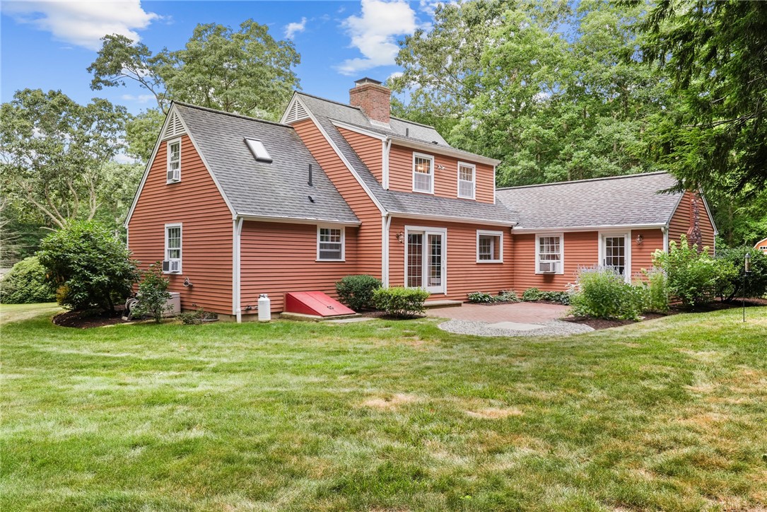 6 Mary Ann Drive Exeter, RI 02822 - Photo 3 of 27