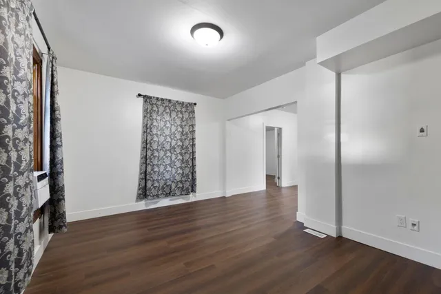 $150,000 | 302 Renville Street South, Winthrop, MN 55396