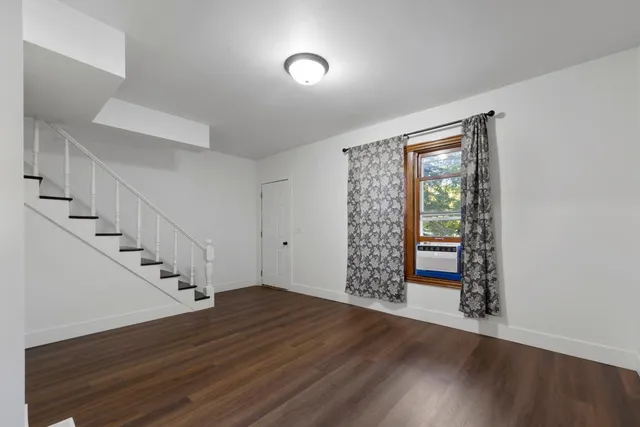 $150,000 | 302 Renville Street South, Winthrop, MN 55396