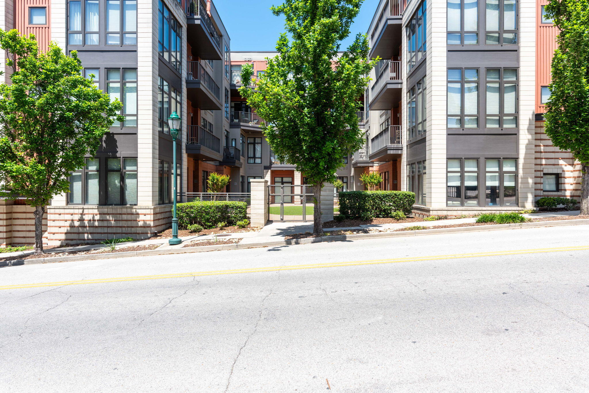 129 Walnut Street, Unit 22 Chattanooga, TN 37403 - Photo 33 of 34 Street View
