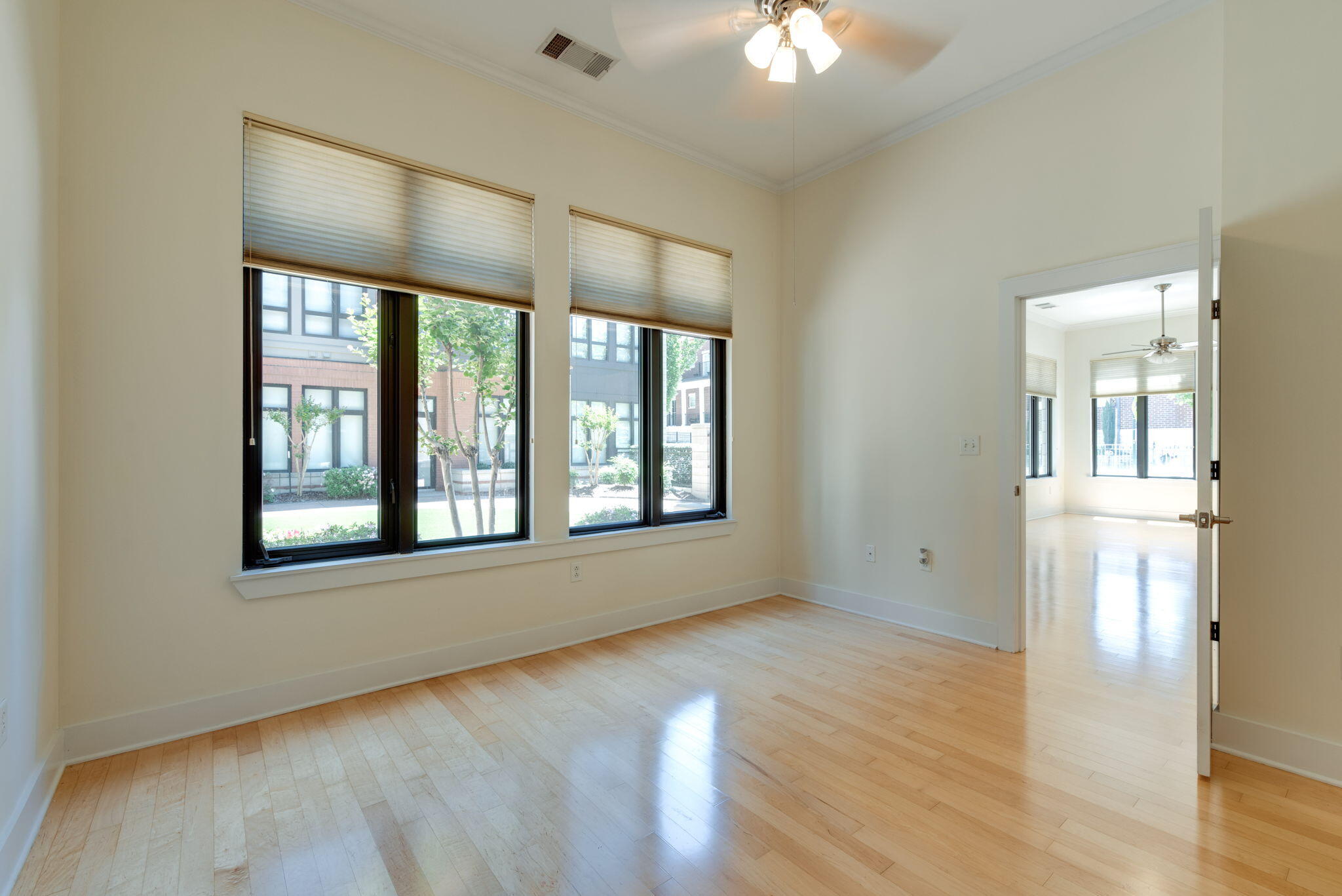 129 Walnut Street, Unit 22 Chattanooga, TN 37403 - Photo 10 of 34 Bedroom
