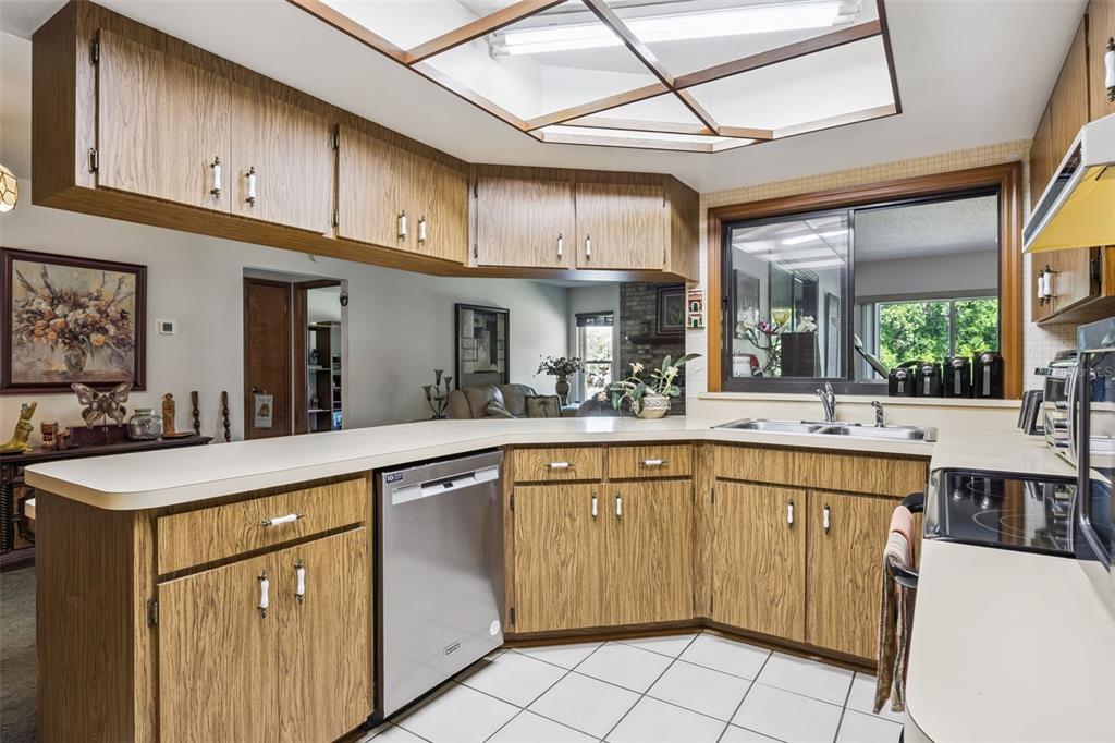 1224 Palmetto Road Eustis, FL 32726 - Photo 11 of 48