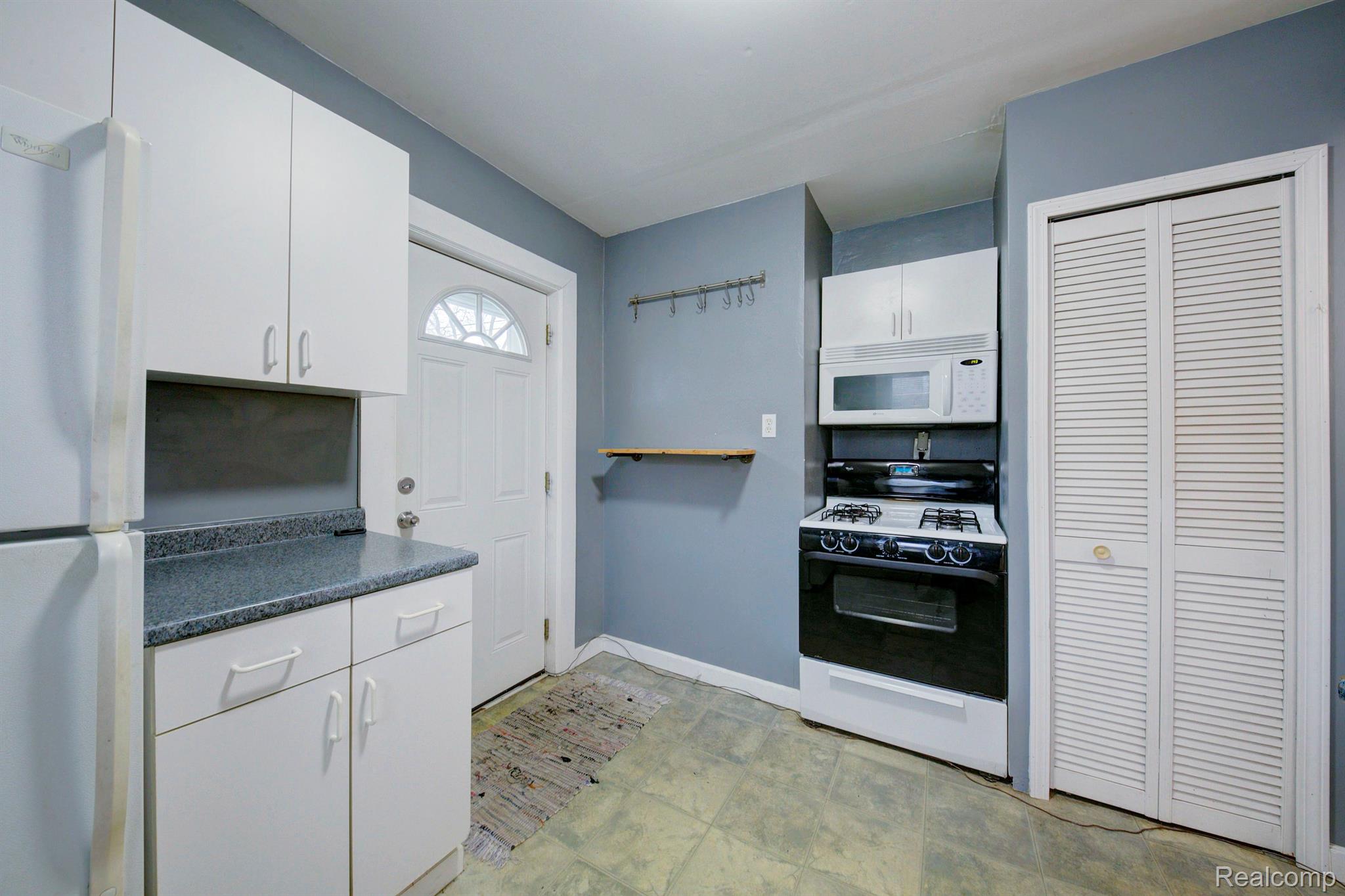 2128 Romeo Street Ferndale, MI 48220 - Photo 10 of 23 Gallery Image 10