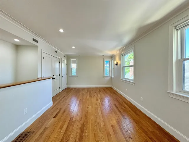 $5,350 | 97 Kinnaird Street, Unit 1, Cambridge, MA 02139