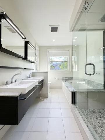 $5,350 | 97 Kinnaird Street, Unit 1, Cambridge, MA 02139