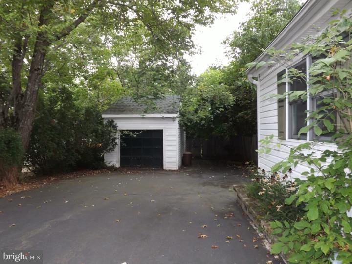 5579 Stump Road Pipersville, PA 18947 - Photo 3 of 15 Gallery Image 3