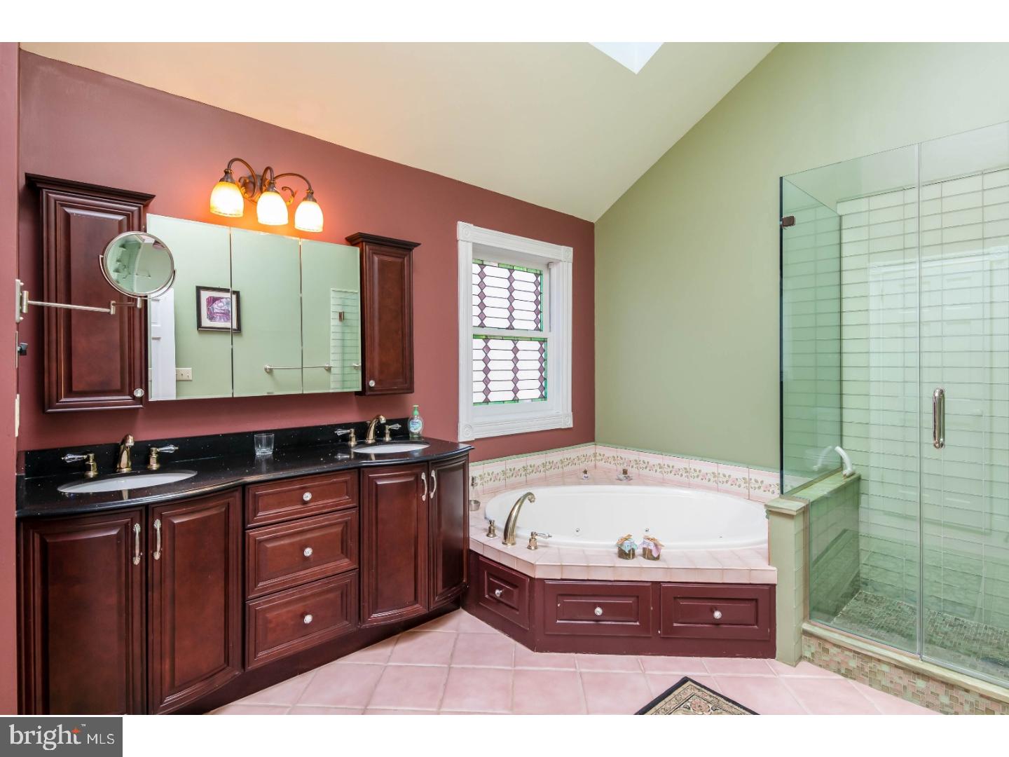 16 Zepp Road Green Lane, PA 18054 - Photo 14 of 25 Master Bathroom