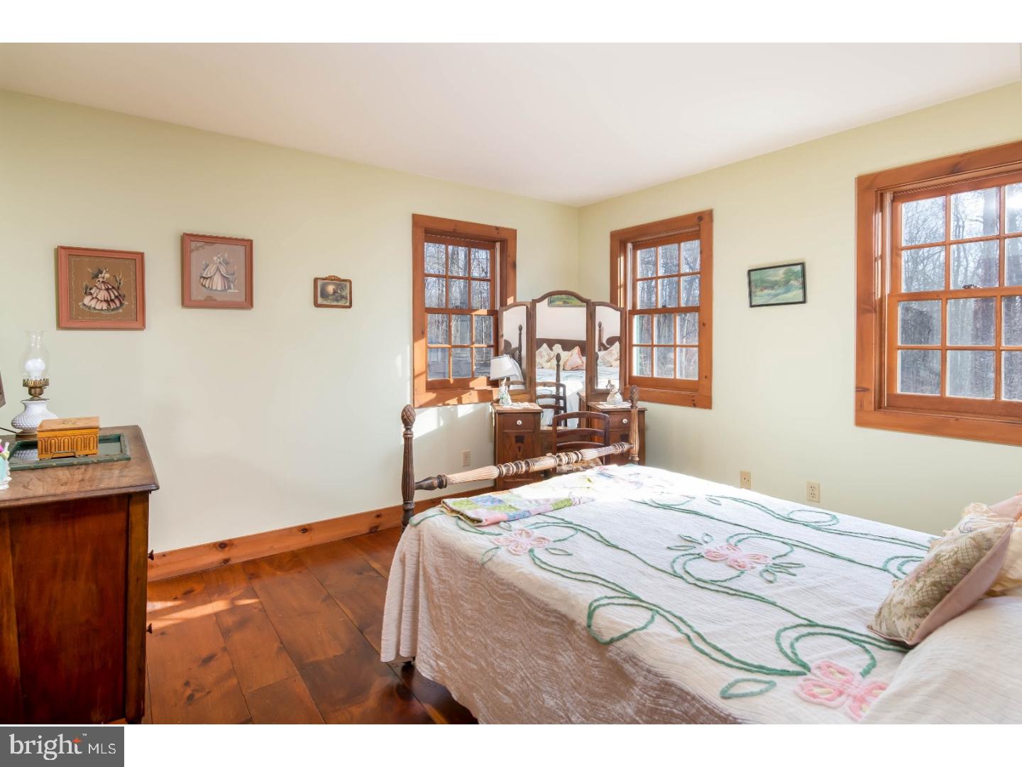 16 Zepp Road Green Lane, PA 18054 - Photo 17 of 25 Bedroom 3