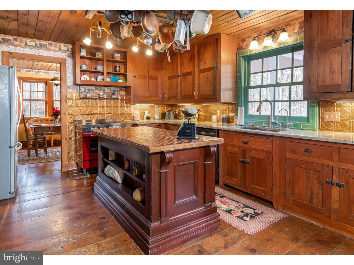 16 Zepp Road Green Lane, PA 18054 - Photo 4 of 25 Kitchen