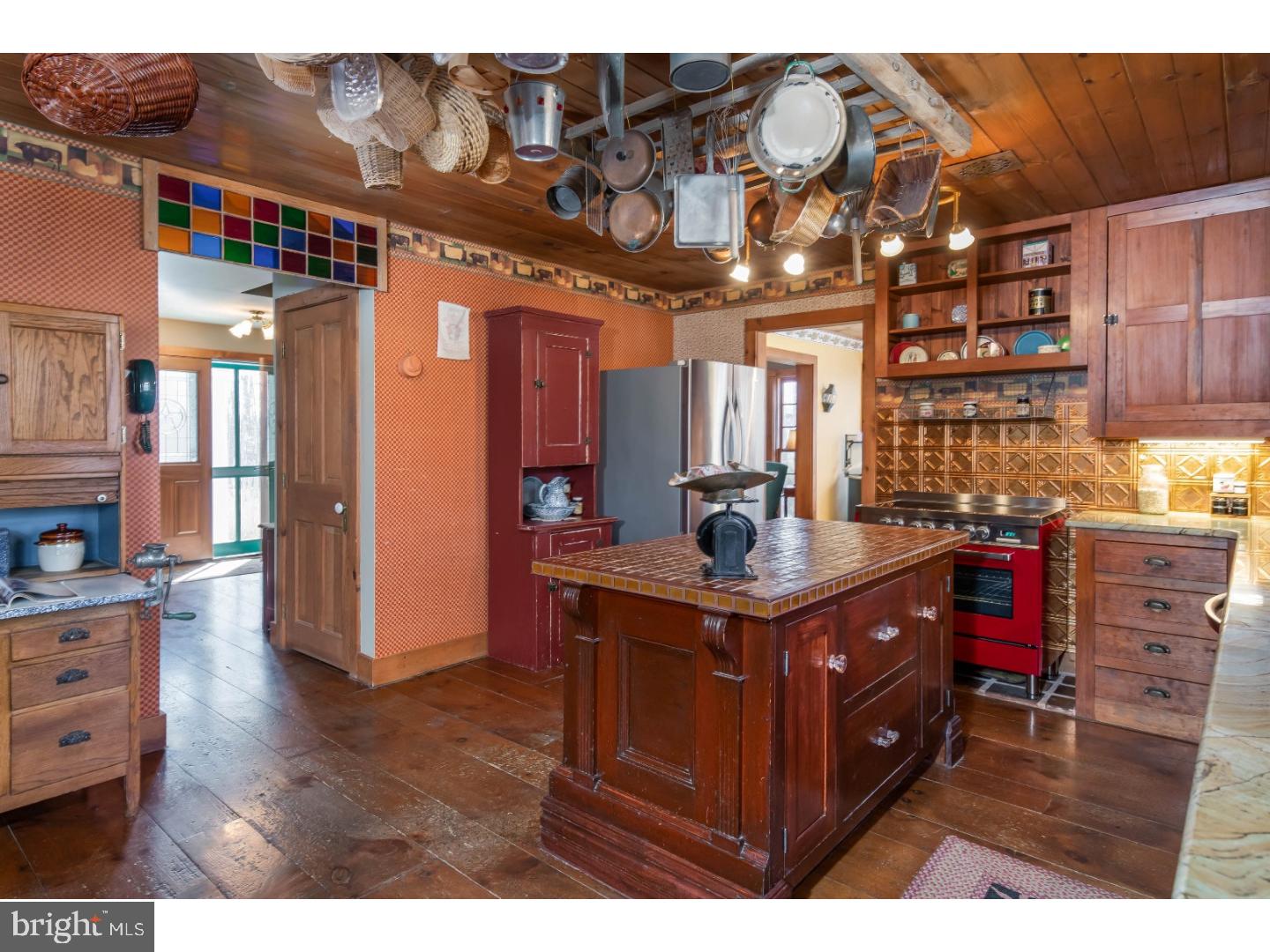 16 Zepp Road Green Lane, PA 18054 - Photo 5 of 25 Kitchen