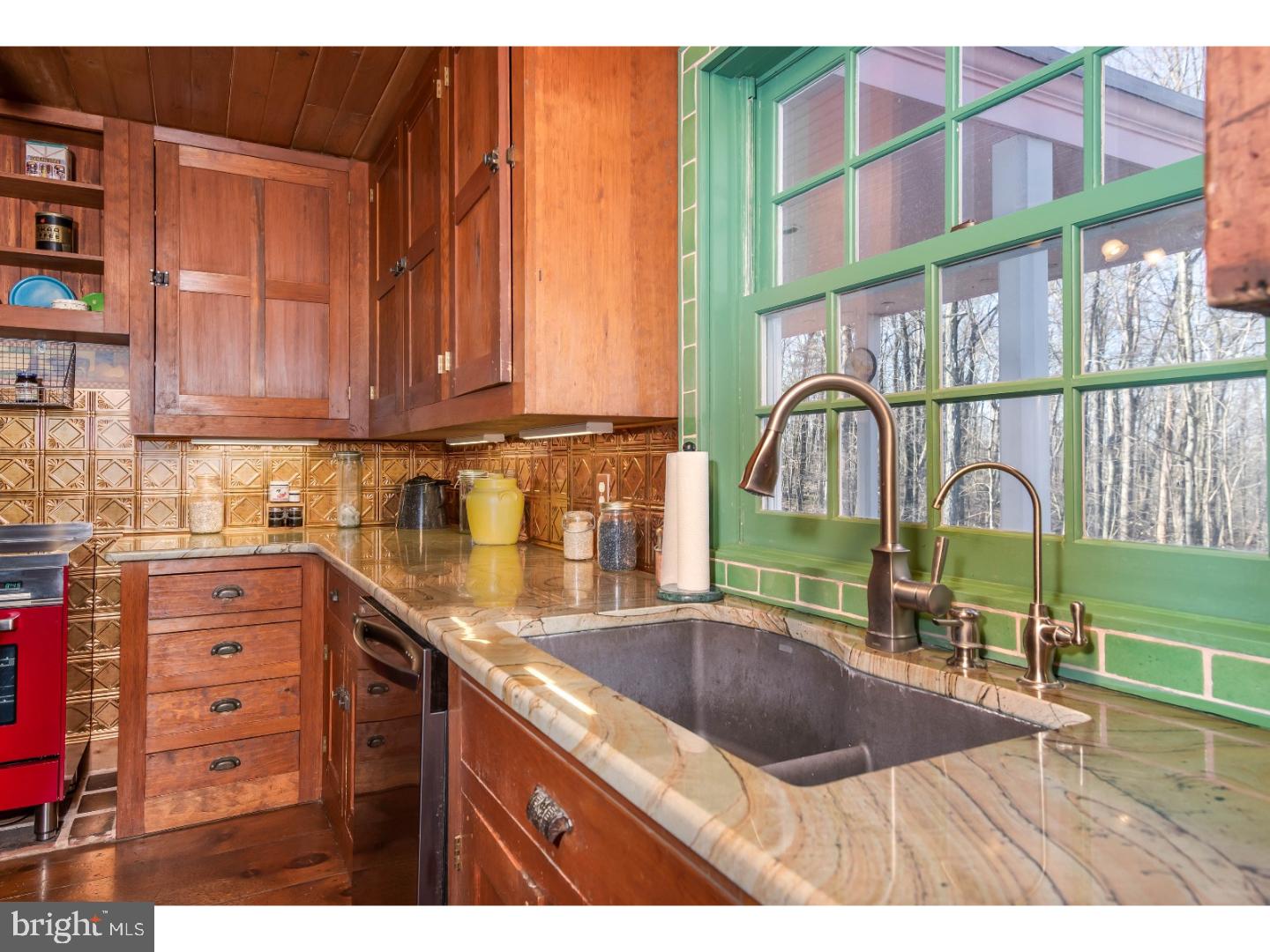 16 Zepp Road Green Lane, PA 18054 - Photo 6 of 25 Kitchen