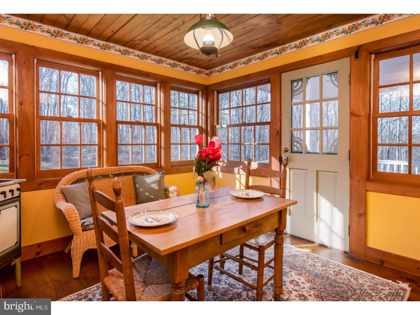 16 Zepp Road Green Lane, PA 18054 - Photo 8 of 25 Breakfast Room
