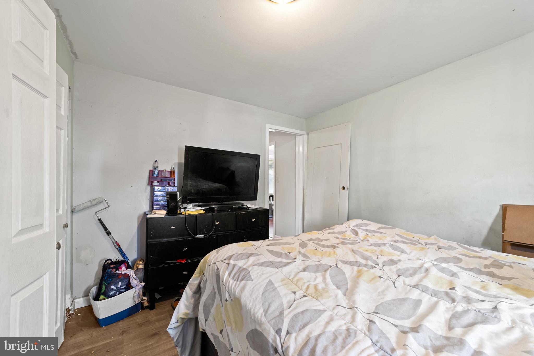 16 Edwin Avenue Hamilton, NJ 08610 - Photo 5 of 7