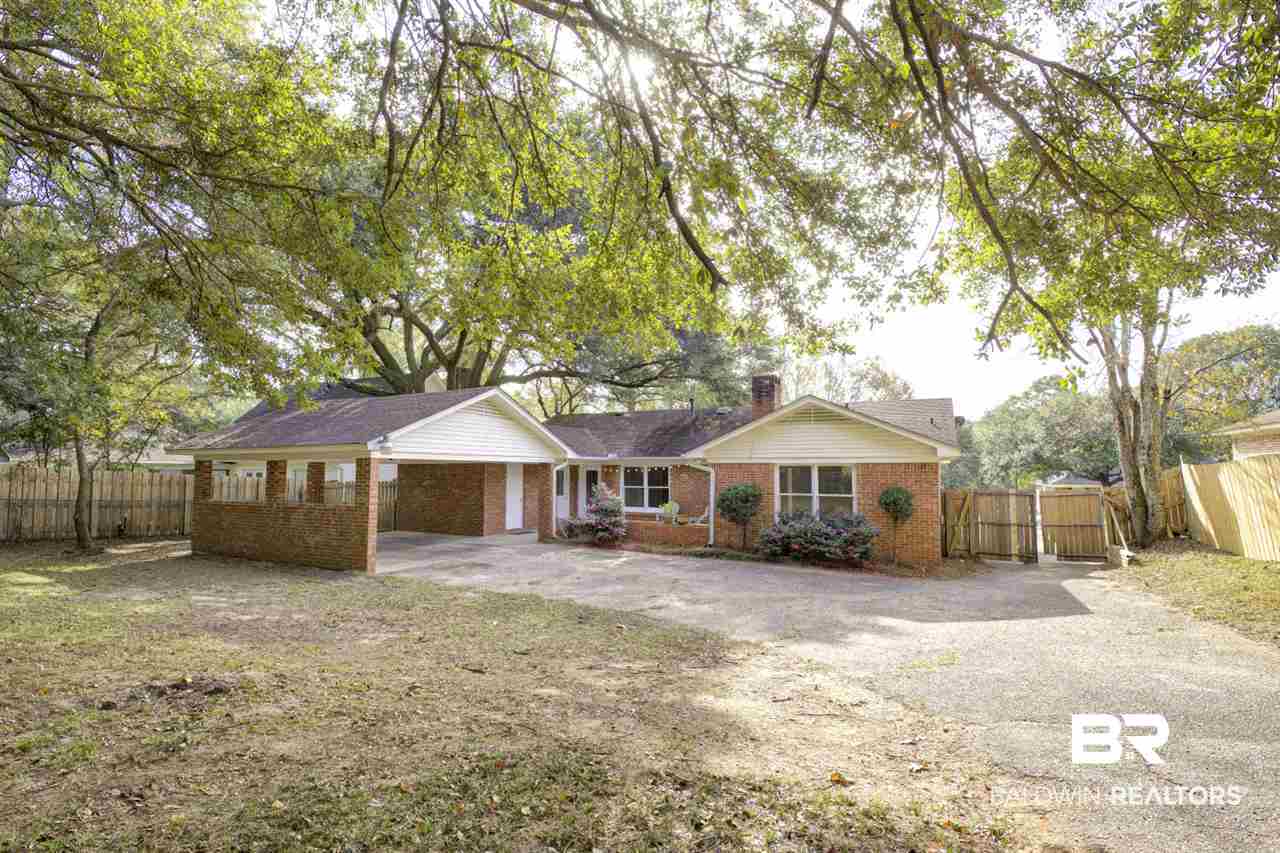 4916 Meredith Court Mobile, AL 36618 - Photo 31 of 32 Fence